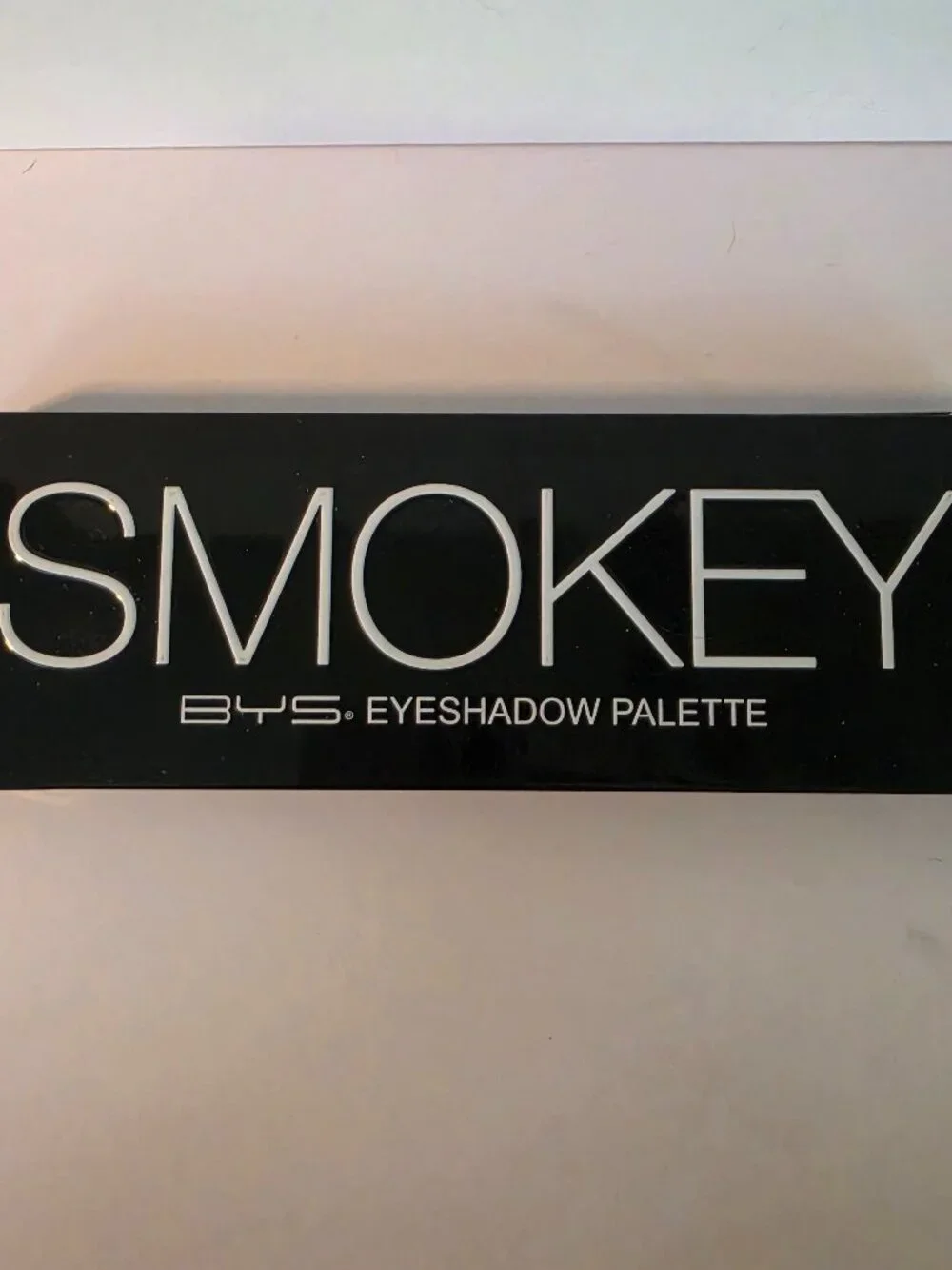 BYS SMOKEY eyeshadow palette